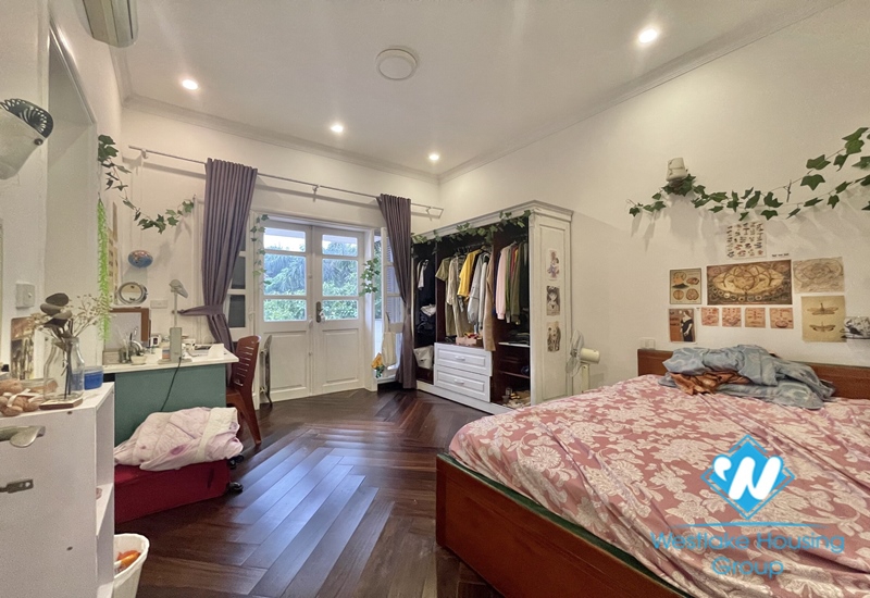 Large house for rent in D block, Tay Ho, Hanoi